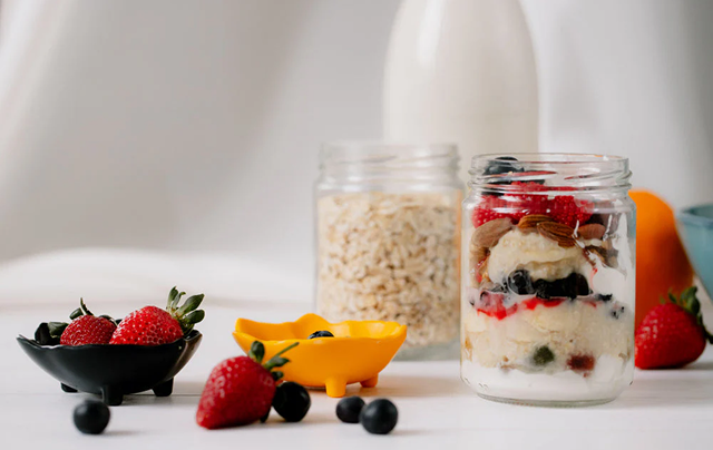 Sarapan Sehat dan Praktis dengan Overnight Oat. Bikin Yuk!